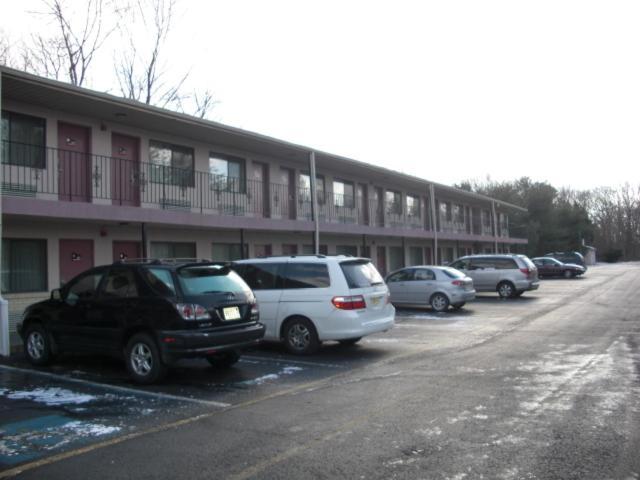 Express Inn - Wall Farmingdale Exterior photo