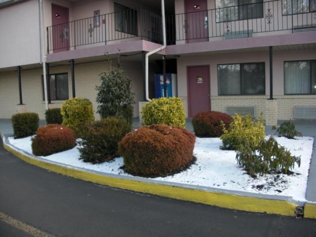 Express Inn - Wall Farmingdale Exterior photo